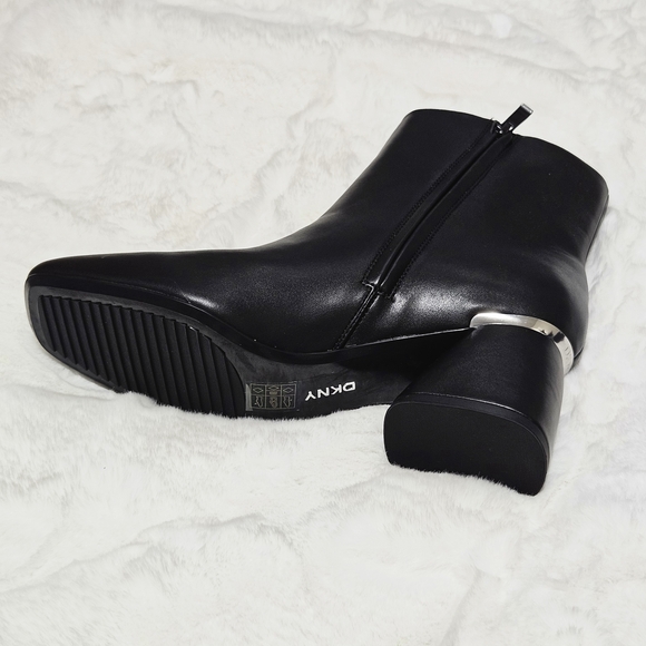 DKNY Ankle Boots Booties 9.5 Black Leather & Silver Caleena Heeled Boots NIB - Picture 4 of 6